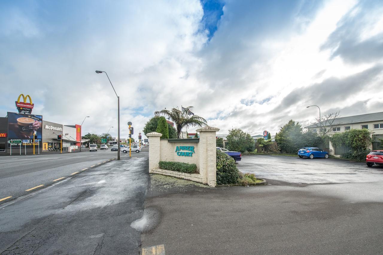 Amber Court Motel New Plymouth Exterior photo